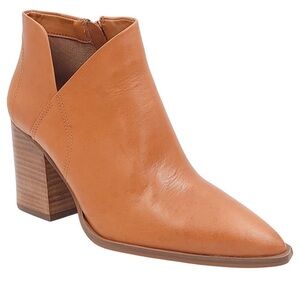 Women’s AREZZO Cora low block heel ankle boots- Seiva brown leather. Size 8.5